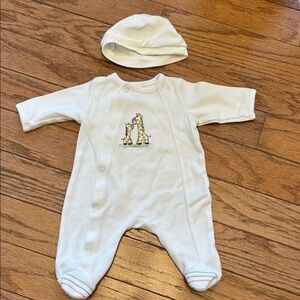 Little Me White Giraffe Print Footie with Hat